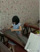学琴光指望老师，孩子的音乐之路难以坚持！